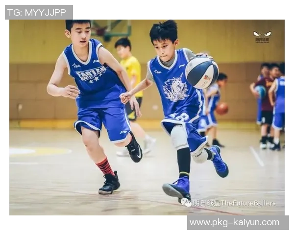 奎因足球传奇之路:从青涩少年到顶级球星的奋斗历程